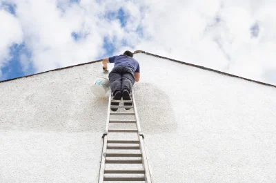 Peinture extérieure à Roqueredonde — façades et ravalement